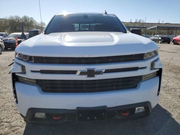 Chevrolet Silverado II 2021 Chevrolet Silverado C1500 RST 2021 5.3l 5.3 Benzyna 355KM, zdjęcie 5