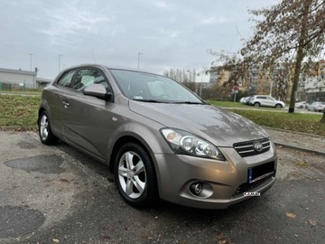 Kia Ceed I Hatchback 1.4 109KM 2008 Kia Ceed Kia Ceed 1,4 Benzyna Coupe Zamiana 1.4 Benzyna 109KM, zdjęcie 9