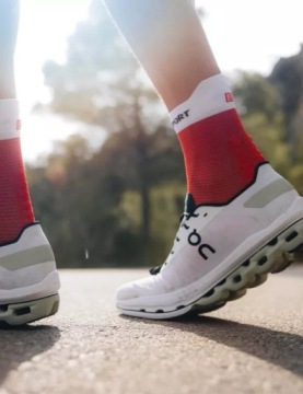 Носки для бега COMPRESSPORT PRORACING V4 T4