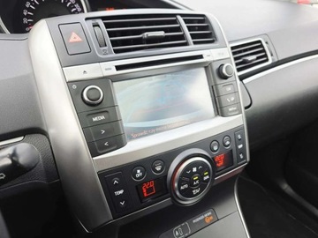 Toyota Verso Minivan Facelifting 1.6 D-4D 112KM 2014 Toyota Verso ___Premium___1.6 D-4D 112KM___LED Navi Kamera Panorama___ 1.6, zdjęcie 23