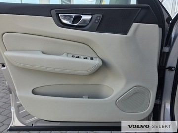 Volvo XC60 II 2022 Volvo XC 60 FV23 Momentum Pro B4 B 197KM Skóra Hak, zdjęcie 13