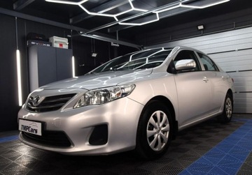 Toyota Corolla X Sedan Facelifting 1.4 D-4D 90KM 2013 Toyota Corolla Polski salon_1.4 D_90KM _ klimatyzacja _ podgrzewane fotele, zdjęcie 2