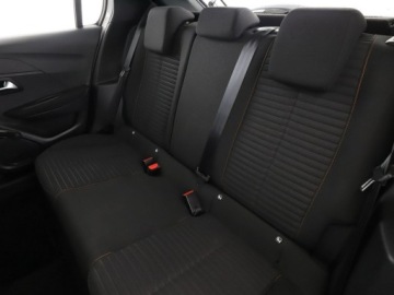 Peugeot 208 II Hatchback 1.2 PureTech 102KM 2019 Peugeot 208 navi klimatyzacja czujniki parkowania, zdjęcie 16