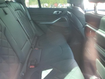 BMW X5 G05 2024 BMW X5 M60i 2024 4.4l 4.4 Benzyna 523KM, zdjęcie 10