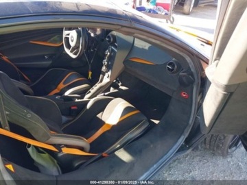  McLaren 720S Spider McLaren 720S Luxury, od ubezpieczalni 4.0 Benzyna 710KM, zdjęcie 8