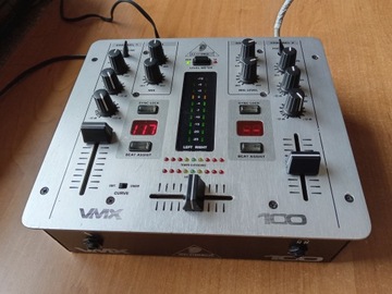 Behringer Pro Mixer VMX100 DJ mikser