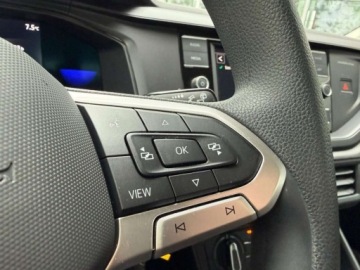 Volkswagen Polo VI Hatchback 5d Facelifting 1.0 TSI 95KM 2022 Volkswagen Polo 1.0TSI 95KM LifeDigital CockpitSalon PolskaNiski PrzebiegA, zdjęcie 17