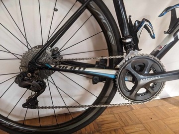 Шоссейный велосипед Giant TCR Di2 Disc Ultegra Advanced 2 Carbon