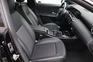 Mercedes CLA C118/X118 Coupe 1.3 180 136KM 2020 Mercedes CLA 180, Salon Polska, VAT 23%, Skóra, zdjęcie 8