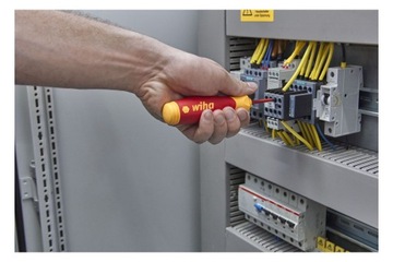Wiha SB 2831-09040 Отвертка PocketMax с битой