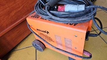 ТРАНСФОРМАТОР СВАРОЧНЫЙ АППАРАТ AC WELDER BX1-200C 200A 230V-400V ХОРОШЕЕ СОСТОЯНИЕ