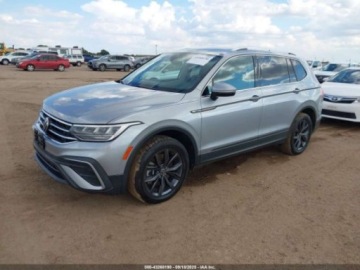 Volkswagen Tiguan II 2022 Volkswagen Tiguan 2.0T SE 2022 2.0 Benzyna 184KM, zdjęcie 1