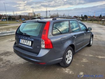 Volvo V50 1.8 125KM 2008 Volvo V50 1.8i LIFT Bardzo Ladny Bezwypadkowy 1.8 Benzyna 125KM, zdjęcie 5