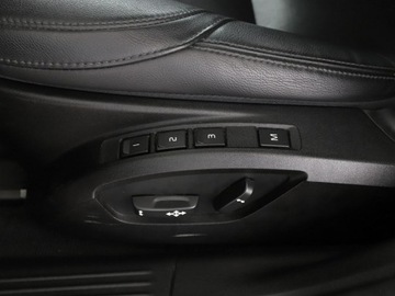 Volvo V40 II Hatchback Facelifting 2.0 D2 120KM 2018 Volvo V40 GRATIS! Pakiet Serwisowy o wartości 600, zdjęcie 33