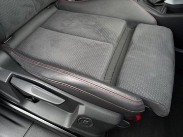 Audi Q3 II SUV 2.0 40 TFSI 190KM 2024 Audi Q3 40 TFSI S line Quattro 190KM Pakiet Czerń, zdjęcie 28