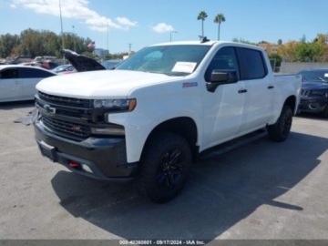 Chevrolet Silverado II 2019 Chevrolet Silverado 1500 lt trail boss, 2019r., 4x4, 5.3L 5.3 Benzyna 355KM, zdjęcie 1