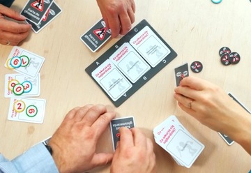 ГРУППОВАЯ НАСТОЛЬНАЯ ИГРА ДЛЯ ВЕЧНО ЗЛЫХ ЛЮДЕЙ