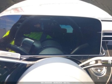 Mercedes Klasa E W214 2024 Mercedes-Benz Klasa E 2024 Mercedes-Benz E-Class E 350 4MATIC Sedan 2.0, zdjęcie 14