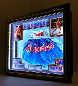 Жан-Клод Ван Дамм Автограф на шортах из фильма Кикбоксер 1989 ХИТ