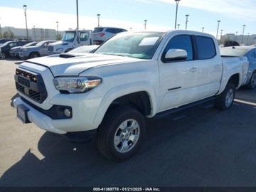 Toyota Tacoma II 2021 Toyota Tacoma 2021r., TRD Sport, od ubezpieczalni 3.5 Benzyna 278KM, zdjęcie 2