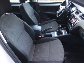 Skoda Octavia III Kombi 1.6 TDI CR DPF 110KM 2014 Skoda Octavia 1.6 TDI, Salon Polska, Klima, zdjęcie 8