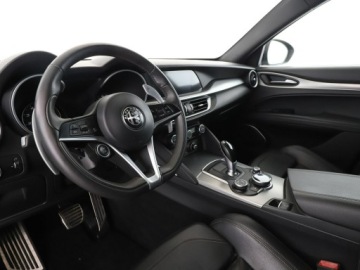 Alfa Romeo Stelvio 2018 Alfa Romeo Stelvio automat, led, 4x4, 280 koni,, zdjęcie 13
