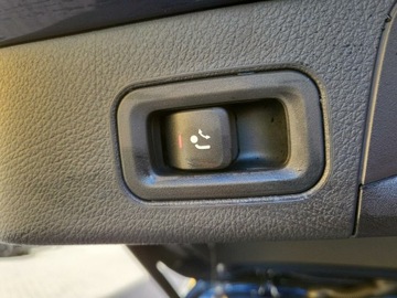 Mercedes Klasa B W247 Sports Tourer Facelifting 1.3 200 163KM 2023 Mercedes-Benz B 200 Hak holowniczy/MBUX/Oświetleni, zdjęcie 13