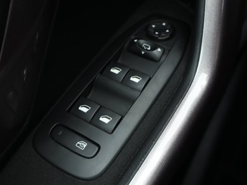 Peugeot 2008 I SUV 1.2 PureTech 82KM 2015 Peugeot 2008 1.2 PureTech, Klima, Klimatronic, zdjęcie 15