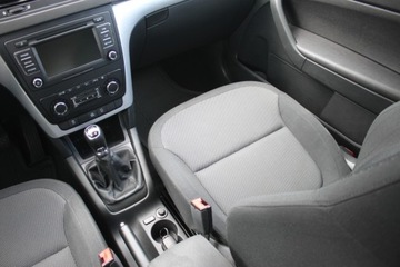 Skoda Yeti Outdoor 2.0 TDI 110KM 2014 Skoda Yeti Skoda Yeti I 4x4 Doinwesowana Stan BDB WARTO Rej.PL 2.0 Diesel, zdjęcie 20