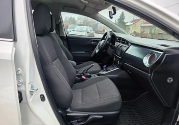Toyota Auris II 2013 Toyota Auris Niski przbiegladna i zadbana prosto z Niemiec 1.8 Hybryda, zdjęcie 12