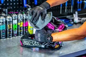 Muc-Off Visor Cleaner для чистки стекол шлемов.