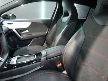 Mercedes Klasa A W177/V177 Hatchback Facelifting 2.0 220 190KM 2025 A Klasa 220 4-Matic AMG Line 2.0 (190KM) 2025, zdjęcie 4