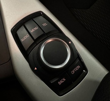 BMW Seria 1 F20-F21 2017 BMW Seria 1 Salon Polska ASO R-CARS Warszawa 1.5 Benzyna 136KM, zdjęcie 15