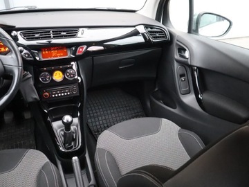Citroen C3 II Hatchback facelifting 1.2 VTi 82KM 2014 Citroen C3 1.2 VTi, Salon Polska, Klima, zdjęcie 7