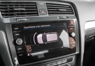 Volkswagen Golf VII Hatchback 3d Facelifting 1.0 TSI 115KM 2019 Volkswagen Golf 1.0 TSI 116KM Trendline Czujniki Przod Tyl Front Assist, zdjęcie 17