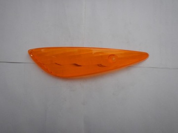 KLOSZ KIERUNKOWSKAZU LEWY TYŁ PEUGEOT ELYSEO