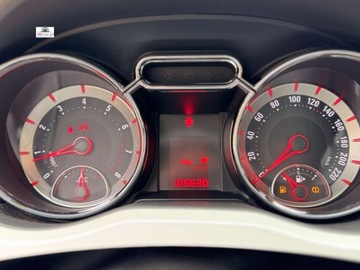 Opel Adam Hatchback 1.4 87KM 2015 Opel Adam 1.4 87KM, bogate wyposazenie, super stan, grzane fotele i kierow, zdjęcie 6