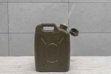 JEEP WRANGLER АВТОМОБИЛЬНЫЙ КАННИСТР С ВОРОНКОЙ 19 ЛЕТ