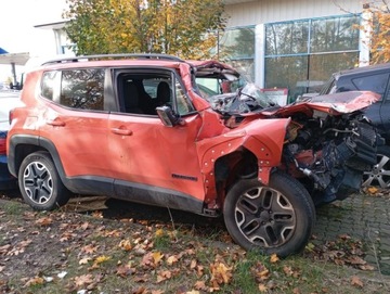 Jeep Renegade SUV 2.0 MultiJet 170KM 2015 Jeep Renegade 2.0 Diesel AUTOMATIC 4x4 TrailHawk USZKODZONY zarejestrowany, zdjęcie 4