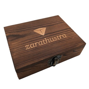 ZESTAW KAMIENI DO WHISKY W DREWNIANYM OPAKOWANIU KOSTKI KAMIENIE DO DRINKÓW