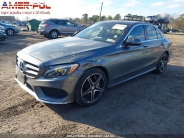 Mercedes Klasa C W205 2017 Mercedes-Benz Klasa C 2017 Mercedes-Benz C-Class C 300 4MATIC Sedan Luxury