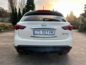 Infiniti QX70 3.7 V6 320KM 2017 Infiniti QX70 S Premium 3.7 V6 320KM | PO REMONCIE, zdjęcie 4