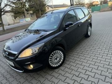 Ford Focus II 2010 Ford Focus Lift 1.8B 2010r GHIA Climatronic Tablet, zdjęcie 21