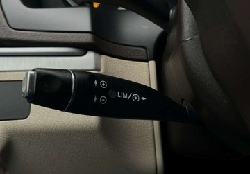 Mercedes Klasa E W212 Coupe Facelifting 200 184KM 2013 Mercedes-Benz Klasa E E200 NAVI manual 184KM zarejestrowany SKORA, zdjęcie 23