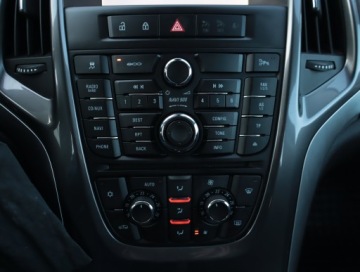 Opel Astra J Sports Tourer Facelifting 1.7 CDTI ECOTEC 110KM 2013 Opel Astra 1.7 CDTI, Navi, Klima, Klimatronic, zdjęcie 12