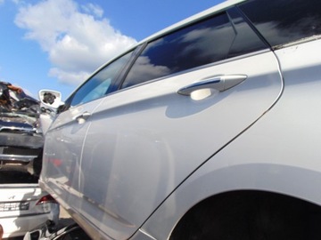 DVEŘE LEVÉ ZADNÍ PW6 HYUNDAI I40 KOMBI