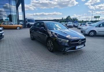 Mercedes CLA C118/X118 Shooting Brake Plug-In  Facelifting 1.3 250e 218KM 2024 Mercedes-Benz CLA Pierwszy wlasciciel. Salon Polska 1.3 Hybryda Plug-in, zdjęcie 3