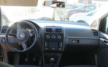 Volkswagen Touran II 1.6 TDI 105KM 2015 Volkswagen Touran 1.6 Diesel 104KM, zdjęcie 10