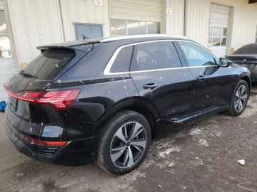 Audi Q8 2024 Audi Q8 E-Tron Premium Plus 2024 Elektryczny 355KM, zdjęcie 3