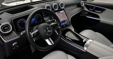 Mercedes GLC C254/X254 Coupe 2.0 220d 197KM 2024 Mercedes-Benz GLC 4Matic AMG Airmatic Burmester DigitalLED Kamera 360 Head, zdjęcie 9